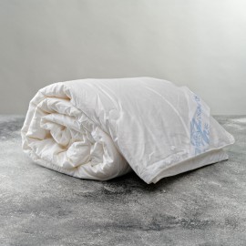 Шелковое одеяло Silk Dragon Premium 1,5-спальное (евро) универсальное